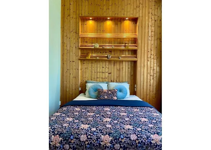 De Oude Dorpsbakker Bed & Breakfast 3*